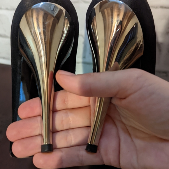 Stuart Weitzman Black Satin & Swarovski Chrome-Heeled Peep-Toe Pumps Sz 9 - Picture 11 of 15